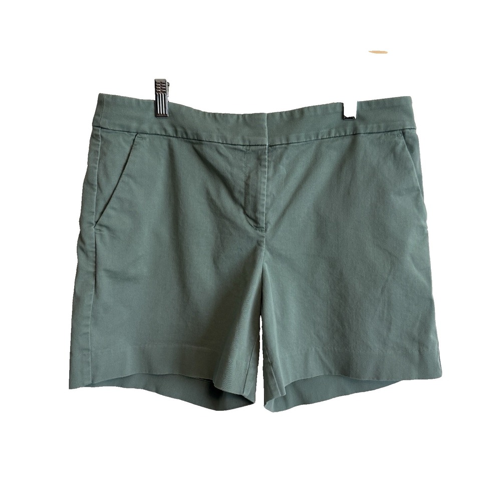 LOFT Green Mid-Rise Tailored Shorts